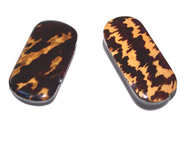 Two early 19th century Horn Boxes with Tortoiseshell Lids circa 1820-1840